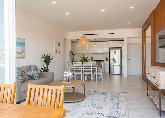 Luxury 2br Walk To Marina And Medano Apartamento